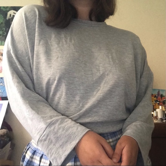 Cropped Grey Old Navy Sweater - Picture 1 of 3